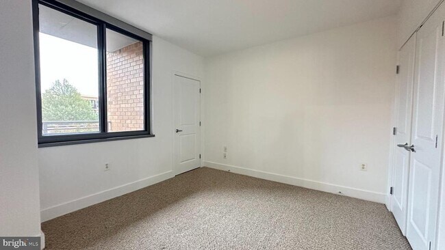 Building Photo - 2001 15th St N