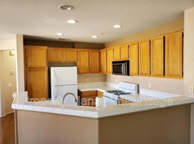 Building Photo - 41283 Ashton Cir