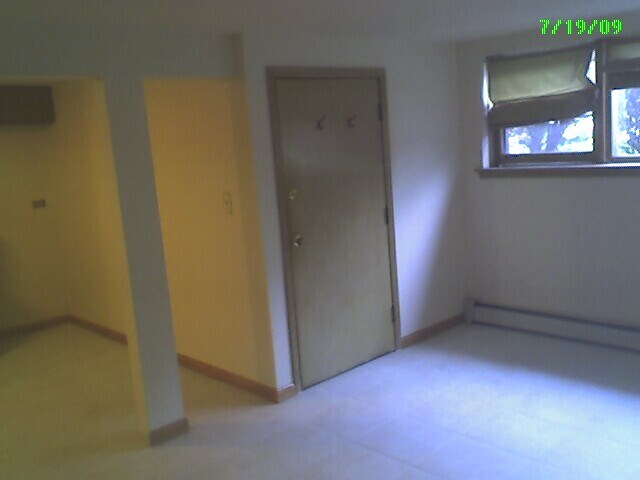 Building Photo - 5869 N Nagle Ave