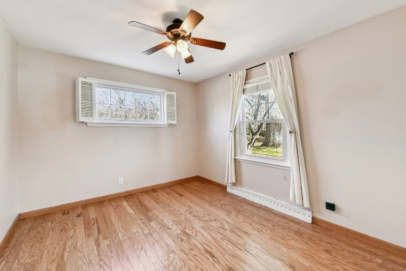 Building Photo - 2550 S Dahlia St