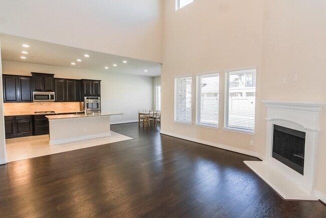 Building Photo - 25618 Fleming Lodge Ln