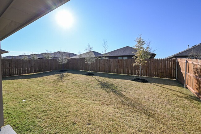 Building Photo - Beautiful New Home in Springtown