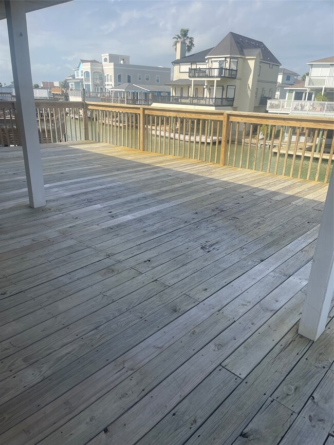 Building Photo - 1826 Port O' Call St