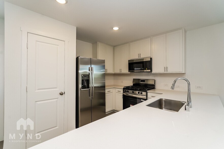 Building Photo - 10104 Dalgreen Cir