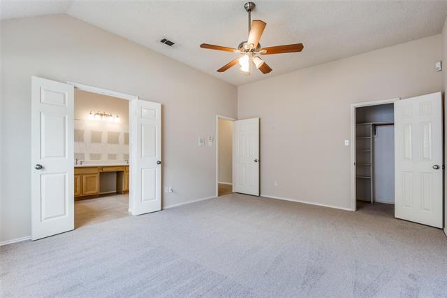 Building Photo - 10608 Robincreek Ln