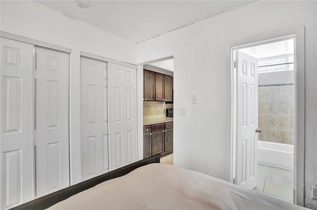 Building Photo - 1400 Pennsylvania Ave