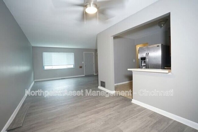 Building Photo - SPECIAL:  1/2 off Second Month!