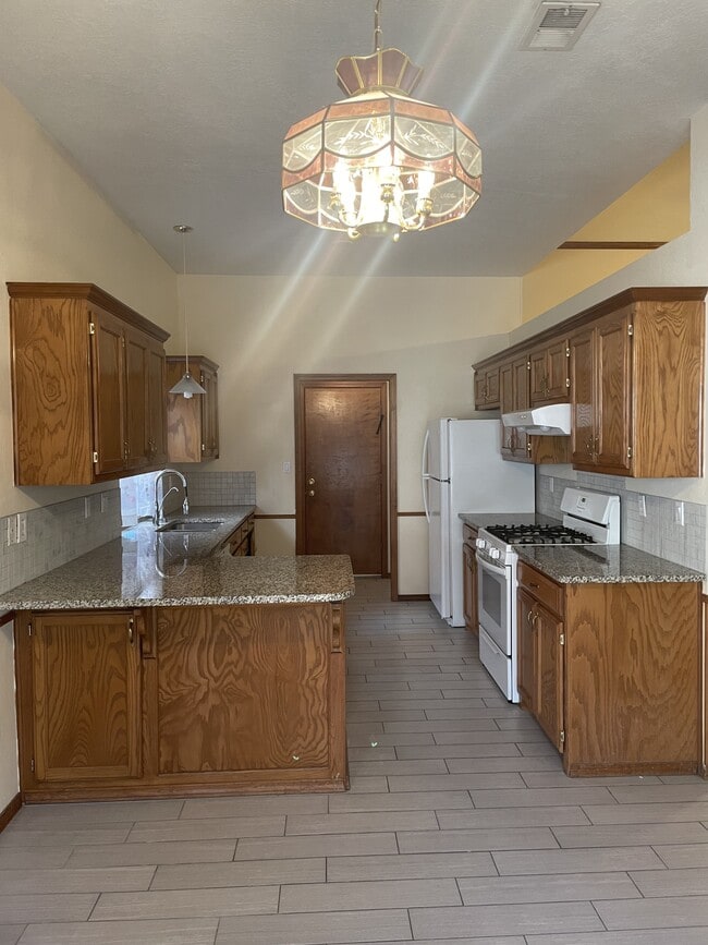 Building Photo - 4528 Agate Hills Rd NW