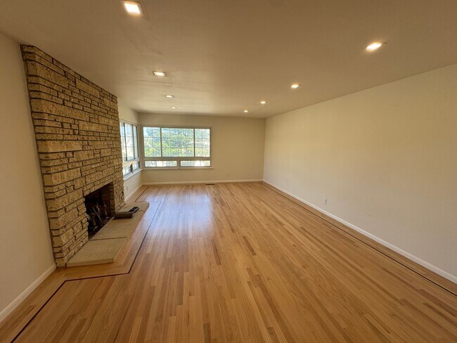 Building Photo - Open House Sunday 4/19 11 am - 12 pm:  Beautifully Updated Corner-Lot Home in Millbrae – Spacious...