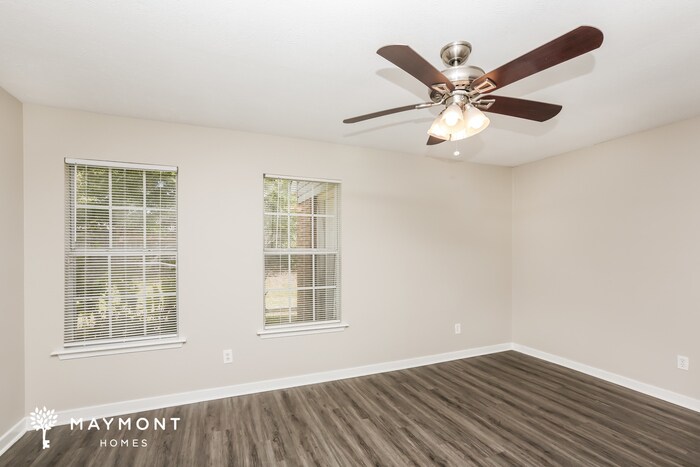 Building Photo - 1440 Chelsea Ln