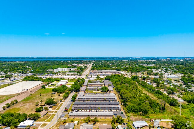 1711-1723 Dixon Blvd Cocoa, FL 32922 - Allen Condos