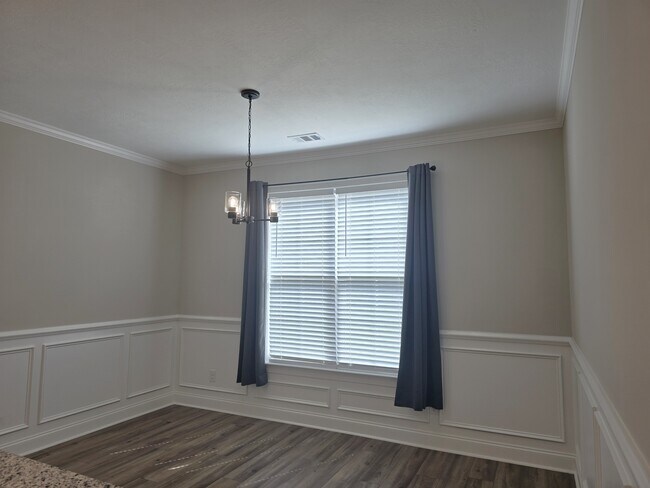Building Photo - 7510 Paisley Cir