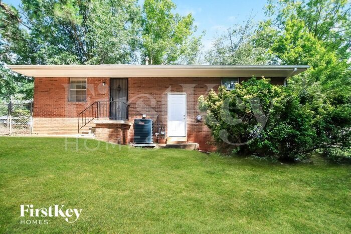 Primary Photo - 4078 Ester Dr SW