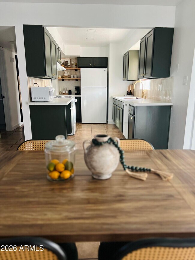 Building Photo - 11607 N 21st Ave