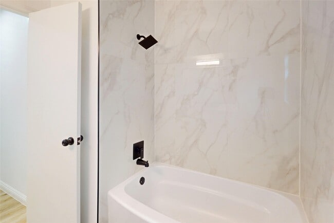 Building Photo - 5731 S Braeswood Blvd