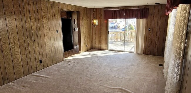 Building Photo - Charming 2-Bed Pueblo West Home with Vintage Character & Covered Parking