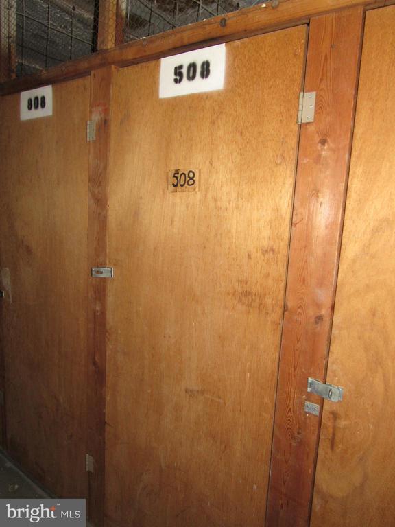 Building Photo - 4201 Cherry Hill Rd