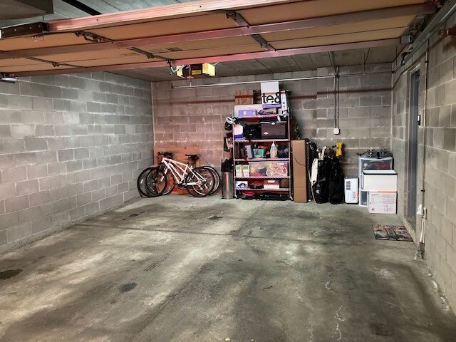 Heated private 2 stall garage - 1510 Zarthan Ave S. #105