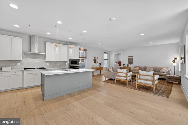 Building Photo - 22129 Clarksburg Rd