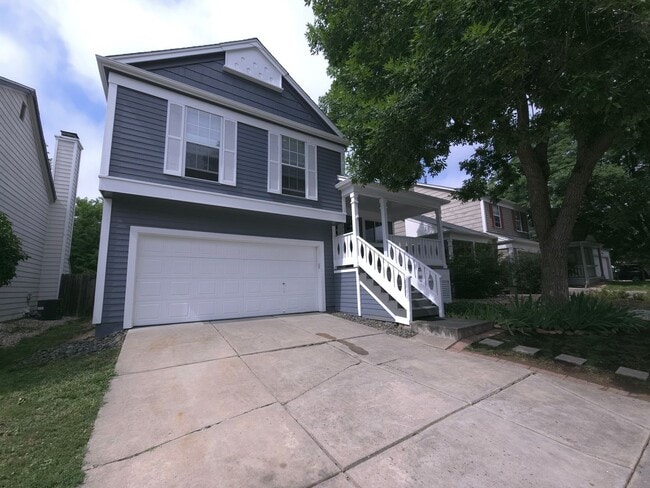 Primary Photo - Spacious Tri-Level Home in Lafayette