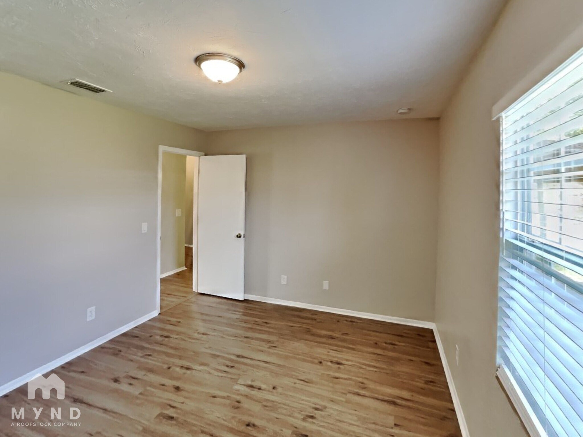 Building Photo - 807 Cloyd Dairy Loop