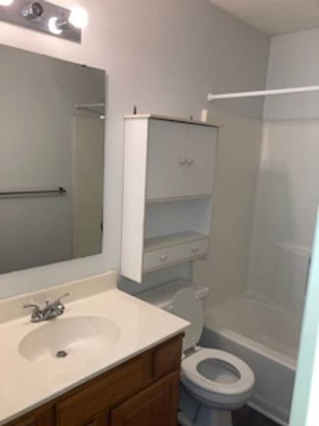 Building Photo - Spacious Washington Township Two Bedroom Ranch Near 86th and Ditch Rd - COMING SOON