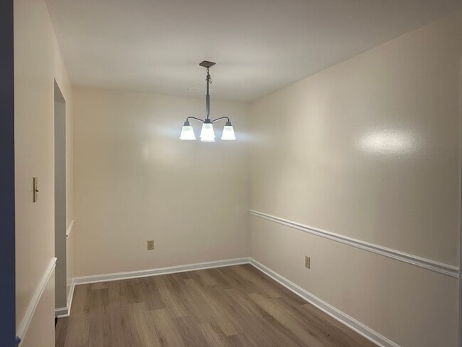 Building Photo - 114 Timberlake Terrace