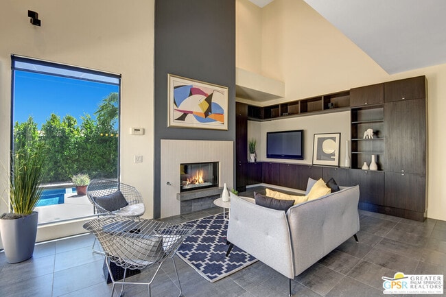 Building Photo - 1536 E Baristo Rd