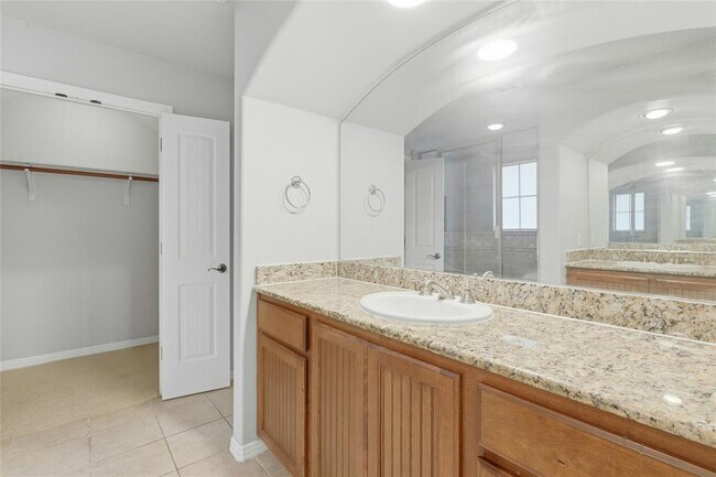 Building Photo - 8917 Old Lampasas Trail