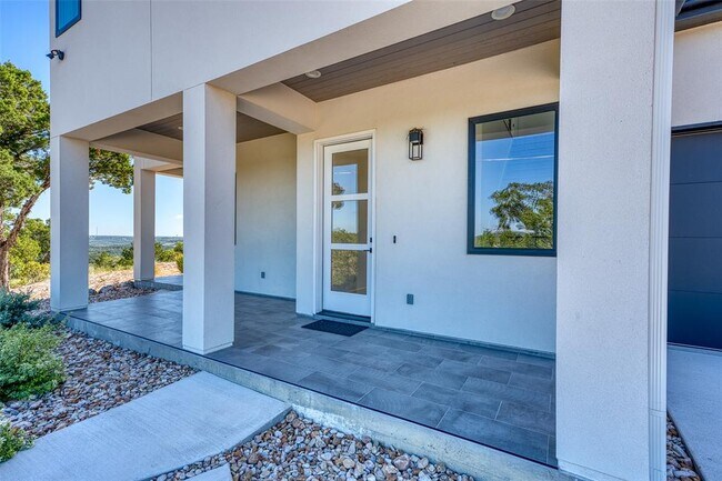 Building Photo - 8621 Nina Ln