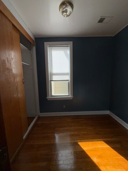 2nd Bedroom with Closet - 1629 W 38th St