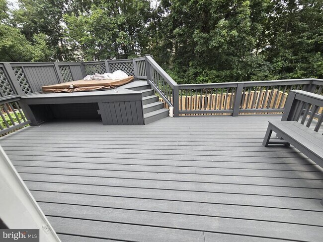Building Photo - 14134 Darkwood Cir