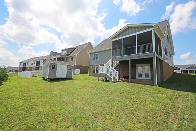 Building Photo - 224 Spring Run Ln