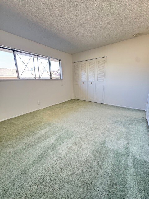 Building Photo - 35 Miramonte Dr