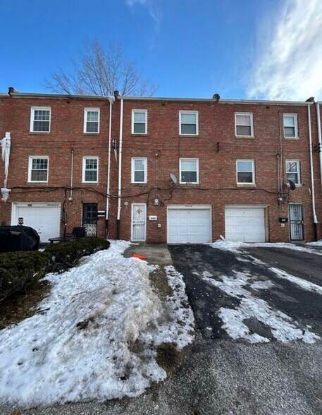 Building Photo - 4056 Northfield Rd