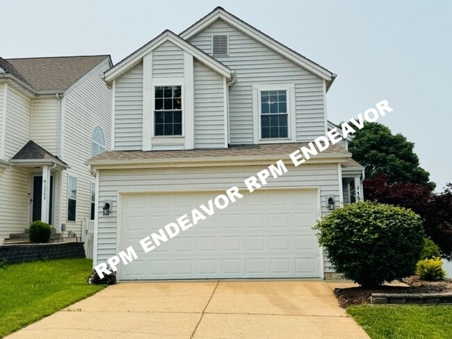 Building Photo - Beautiful 3BR/2.5BA Rental with Garage, Fe...