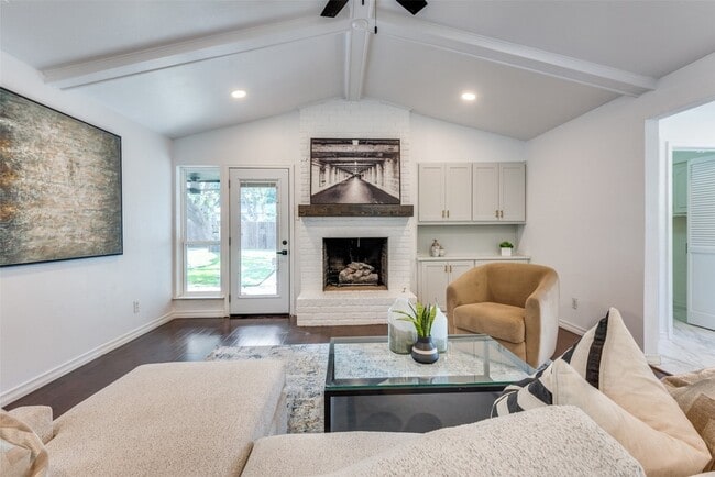 Building Photo - 13420 Purple Sage Rd