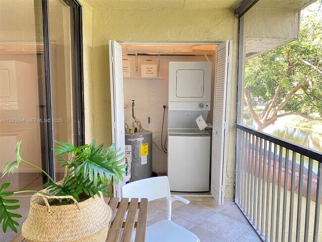 Building Photo - 2436 NW 49th Terrace