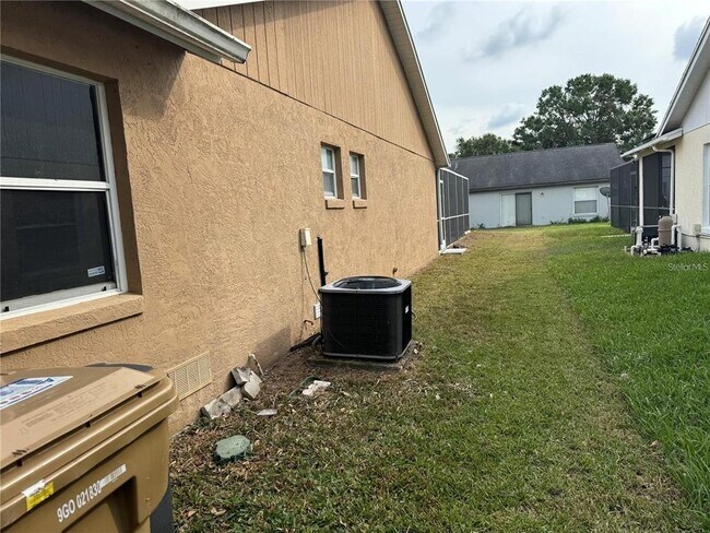 Building Photo - 7808 Laurel Oak Ln