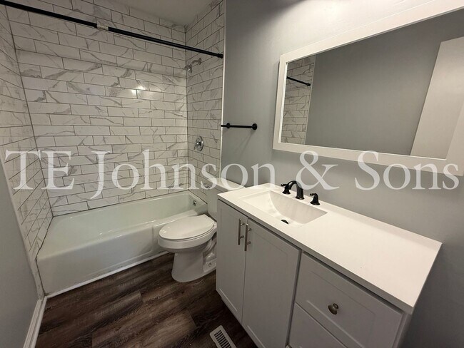 Building Photo - 317 Vineyard Park Ct