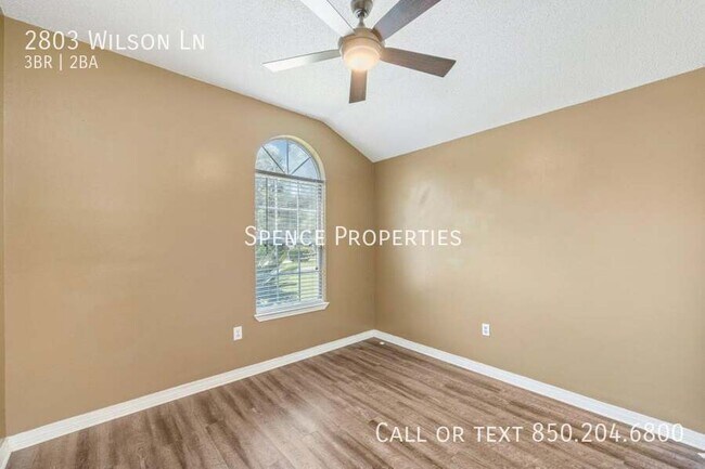 Building Photo - 2803 Wilson Ln