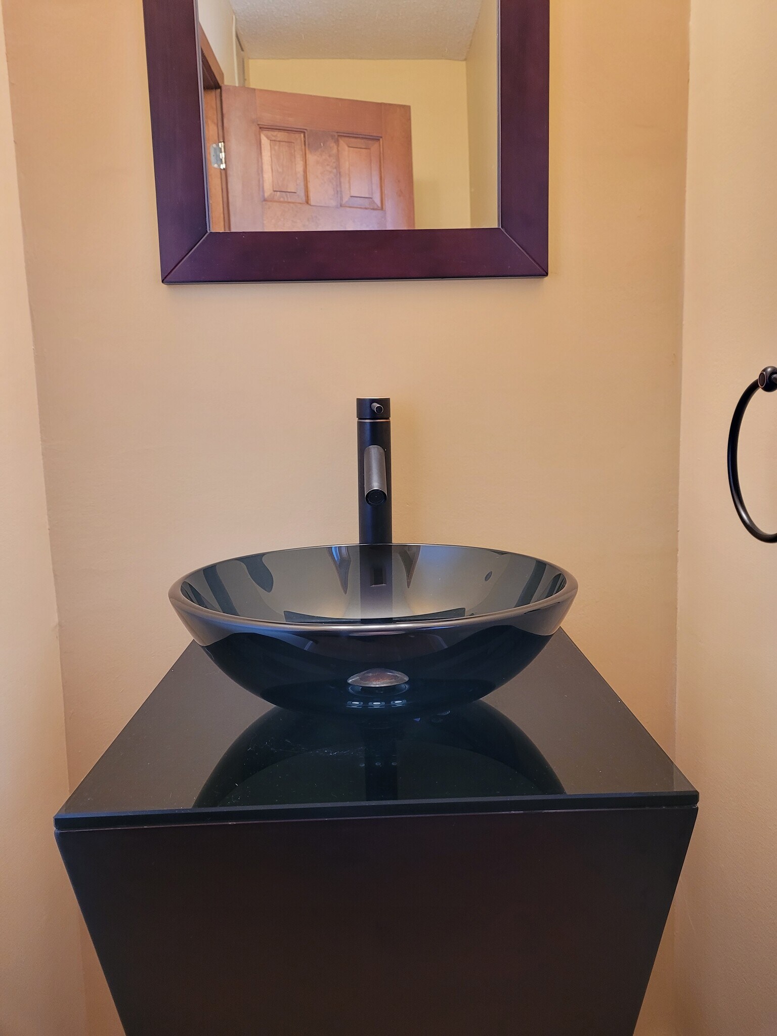 Building Photo - 33 River Front Dr