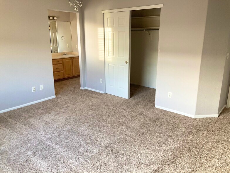 Master Bedroom with Closet - 15949 Longford Dr