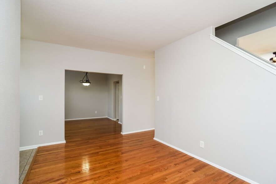 Building Photo - 13414 Stones Landing St