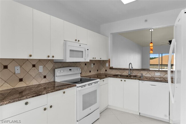 Building Photo - 7835 Regal Heron Cir