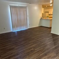 Building Photo - 1128 Southwood Dr