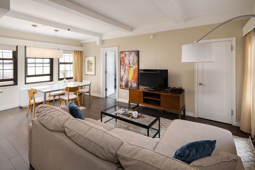 Building Photo - 337 E 50th St