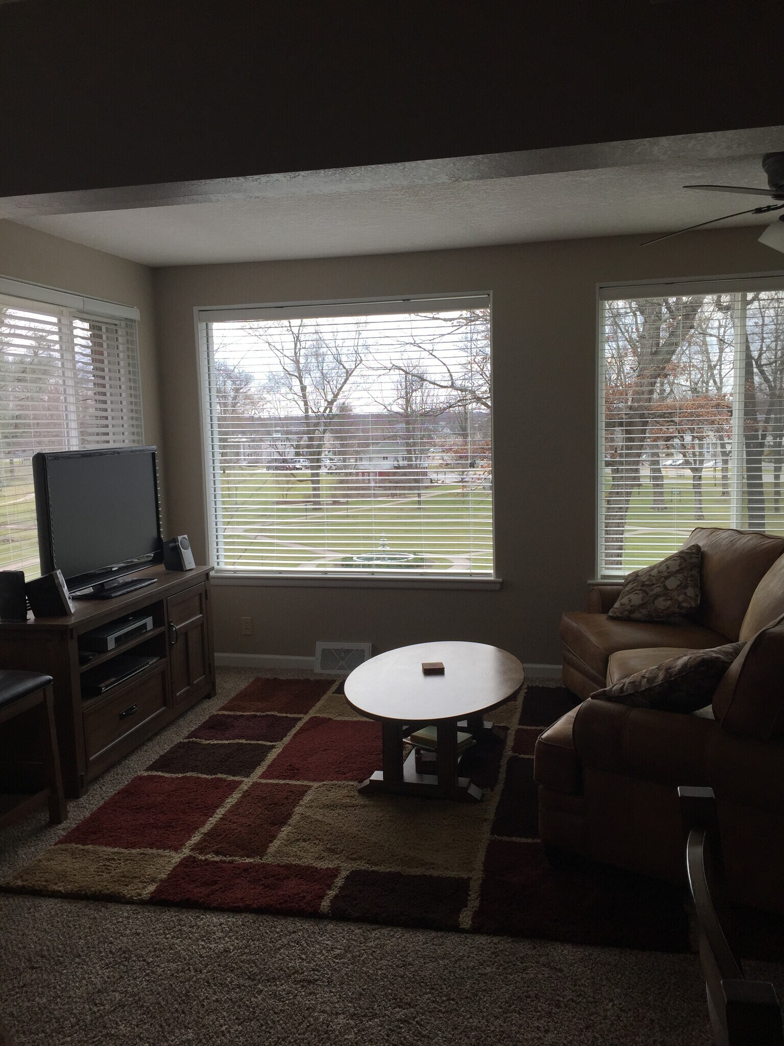 Building Photo - 208 Chestnut Ave