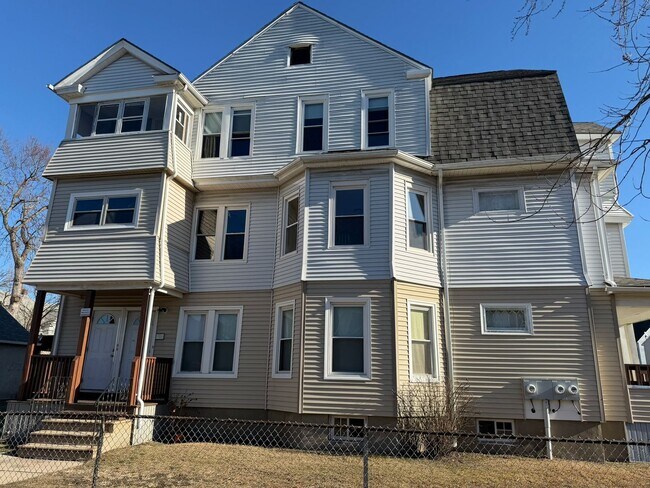 Building Photo - 242-244-244 Orange St