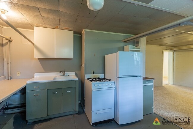 Building Photo - Fifteenth St. 344 N.